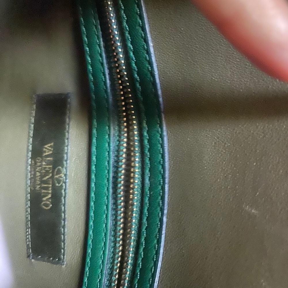 Valentino - Picture 5 of 5